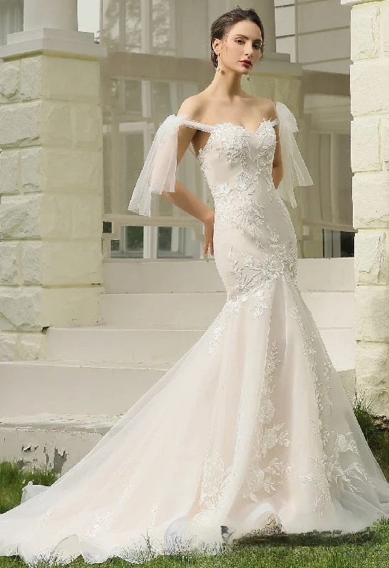 Floral Lace Mermaid Bridal Gown With Detachable Tulle Straps Romantic Wedding Dress