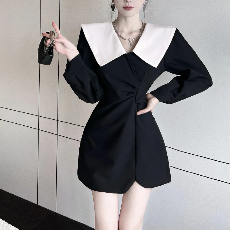 Retro Contrasting Color Lapel Pleated Waist Slimming Dress Monochrome unclassified dresses