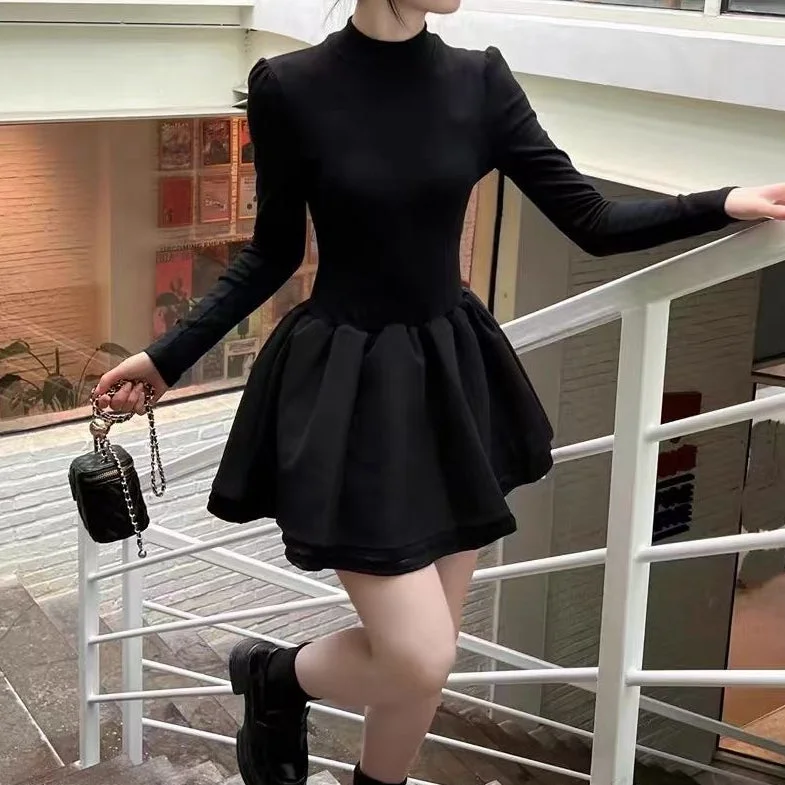 Threaded Princess Style Inner Black Dress Halter unclassified dresses